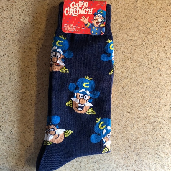 🆕 Cap’n Crunch Graphic Socks - Picture 3 of 6